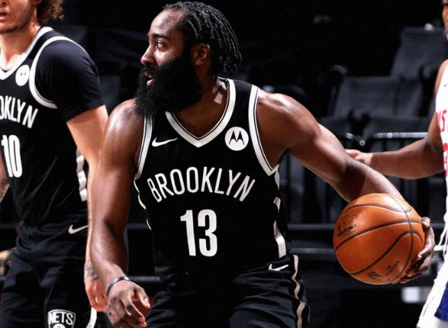 世界杯直播软件下载-格里芬缺席篮网险胜活塞 哈登超伯德三双率队取胜